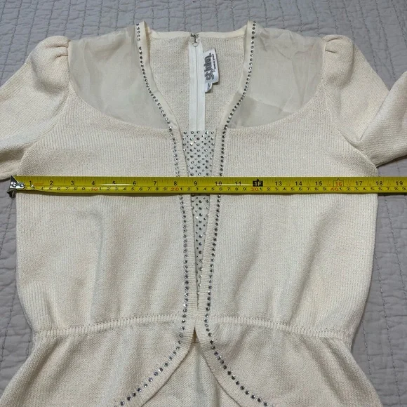 St. John By Marie Gray Knit Cream Cardigan Women’s Size 6 - Picture 5 of 10